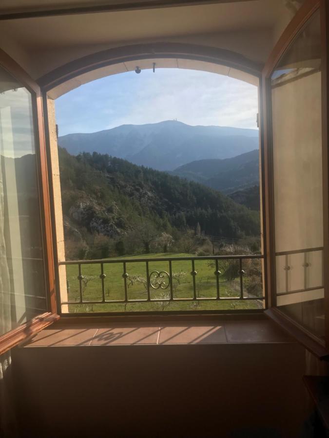 Les Chambres D'Hotes Du Mas Face Au Ventoux Plaisians Eksteriør billede